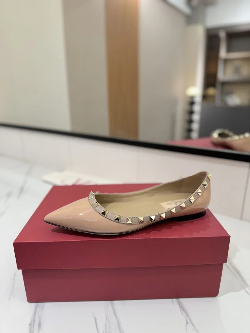 ModernLook Valentino Flat Shoes 36504