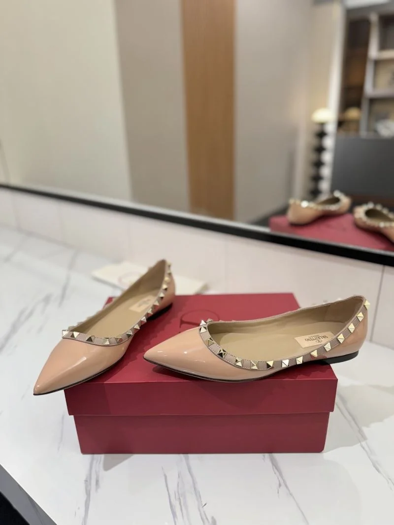 ModernLook Valentino Flat Shoes 36504