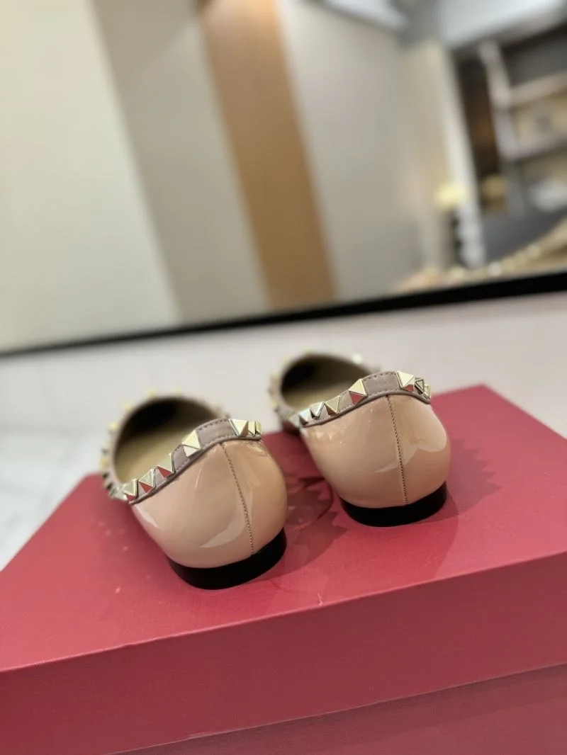 ModernLook Valentino Flat Shoes 36504