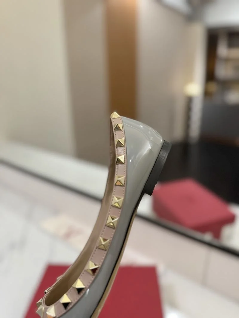 Valentino Flat Shoes Modern 36477