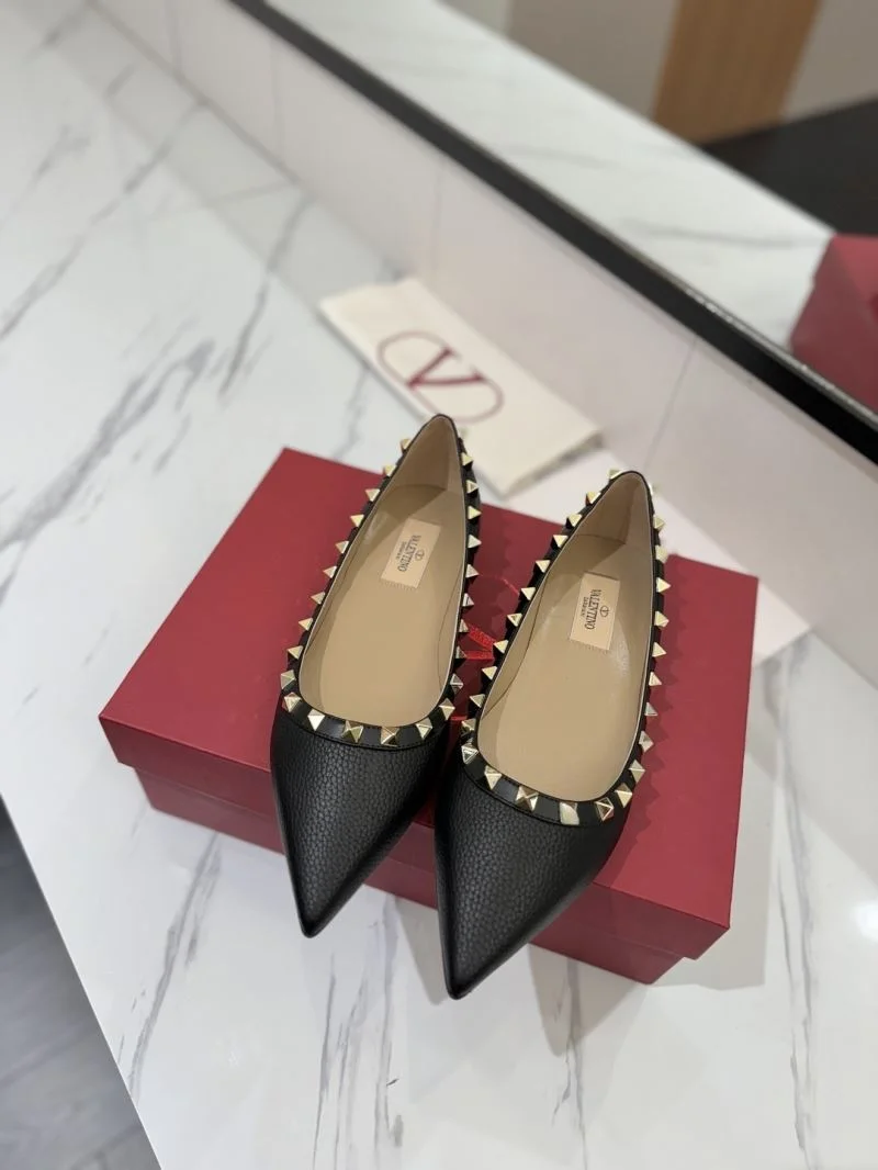 Valentino Flat Shoes FashionForward 36479