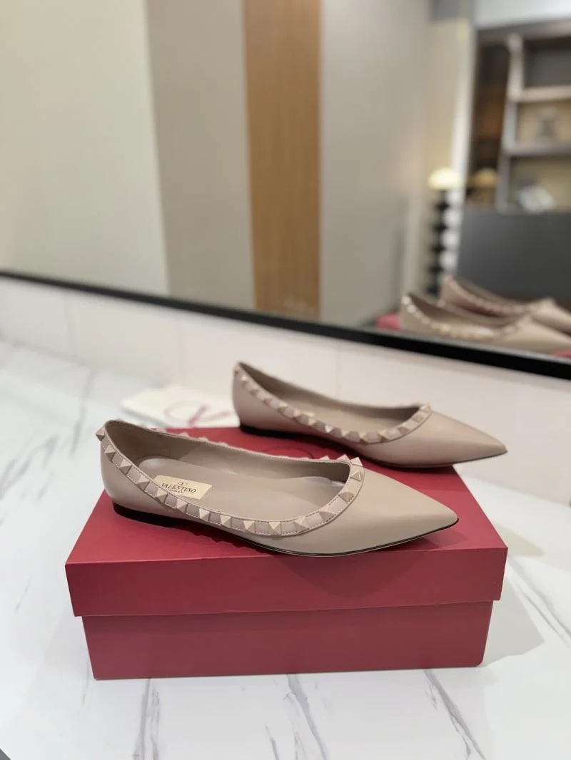 Valentino Flat Shoes Efficient 36478