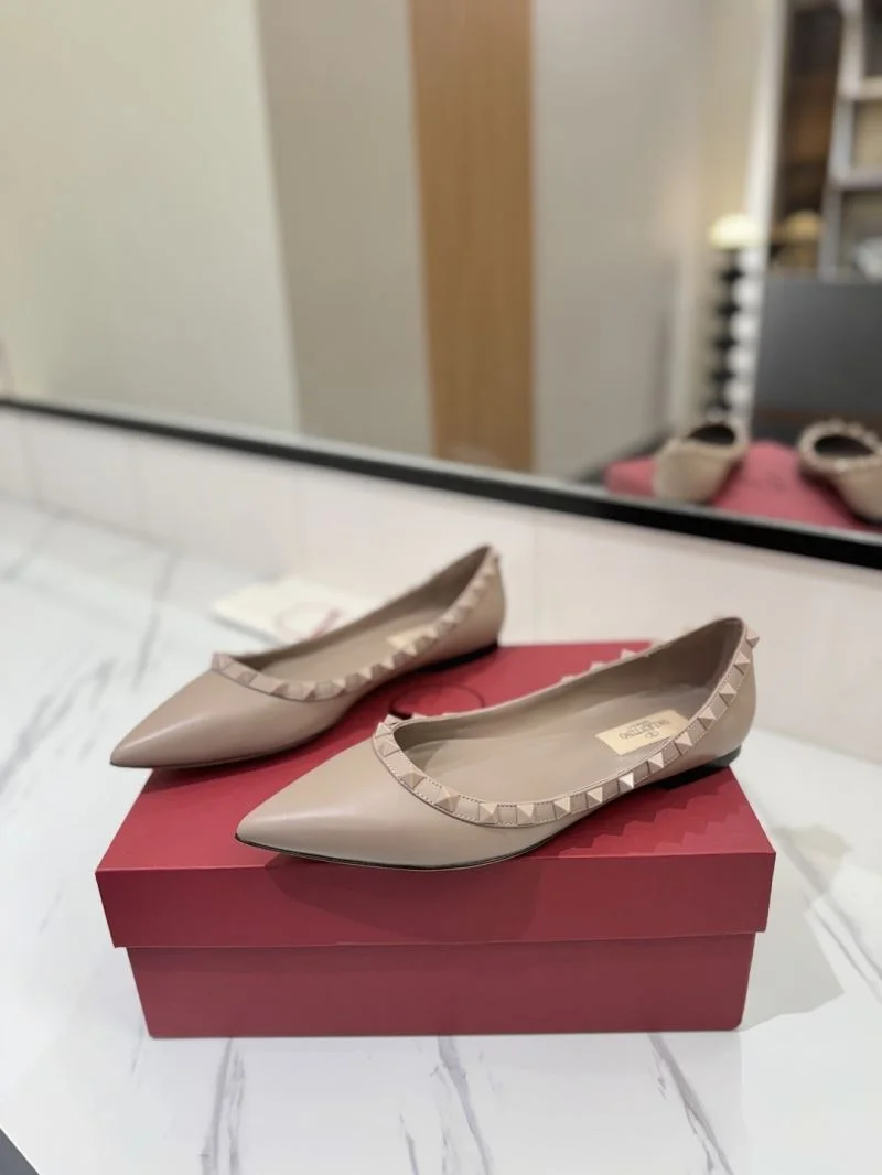 Valentino Flat Shoes Efficient 36478