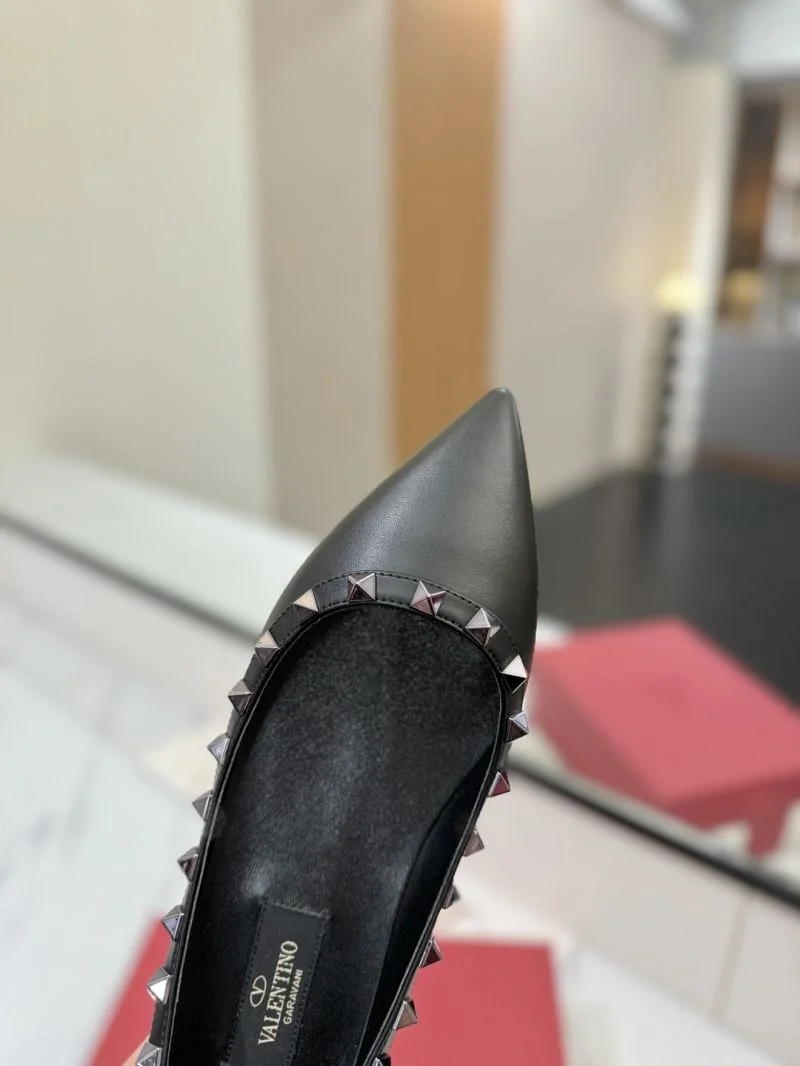 EyeCatching Valentino Flat Shoes 36475