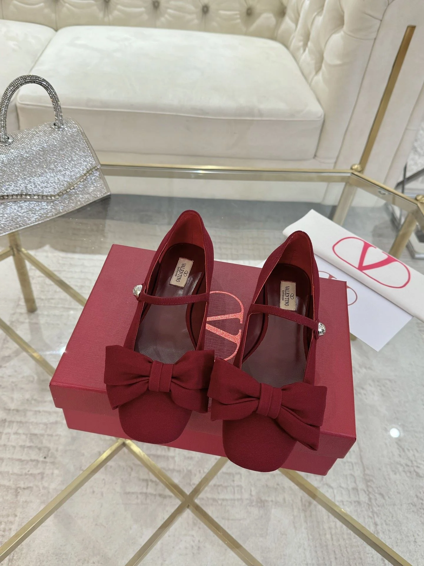 Durable Valentino Flat Shoes 36246