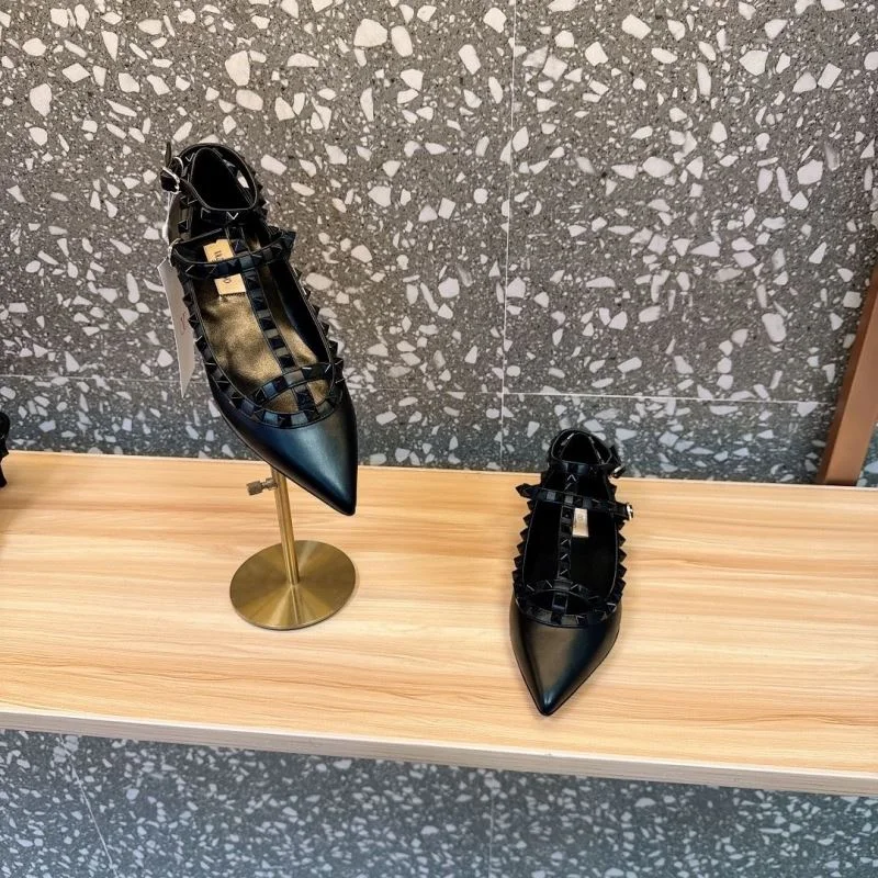 Valentino Flat Shoes FreshLook 36244