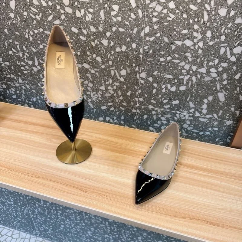 Valentino Flat Shoes Comfortable 36236