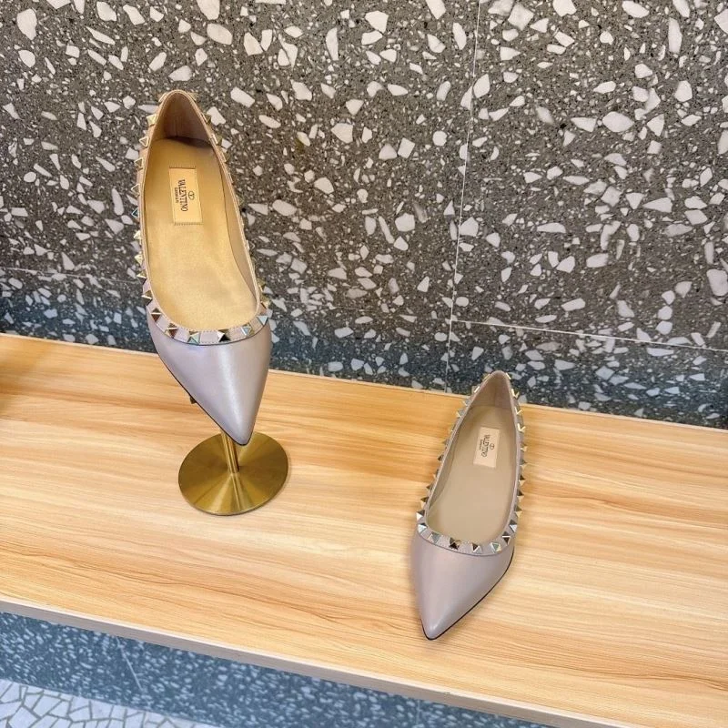 Valentino Flat Shoes EyeCatching 36249