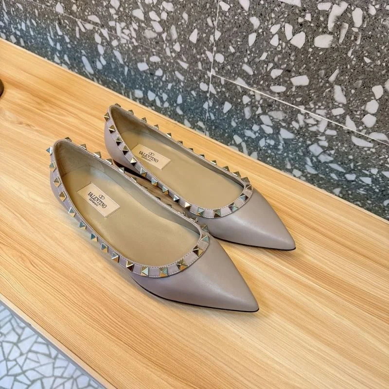 Valentino Flat Shoes EyeCatching 36249