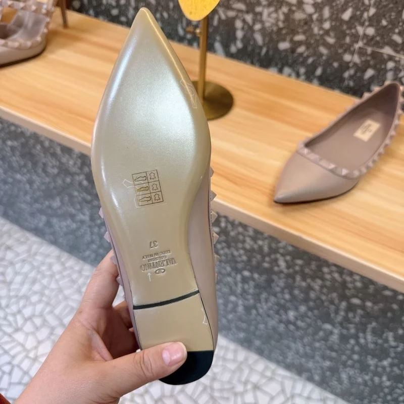 QuickDry Valentino Flat Shoes 36237