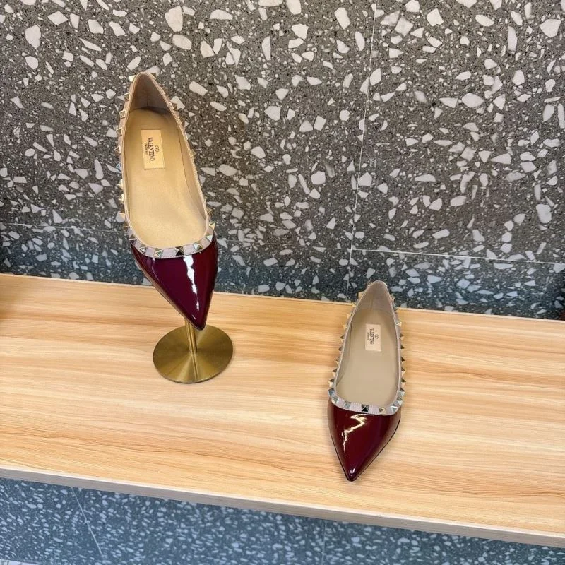 Sophisticated Valentino Flat Shoes 36229