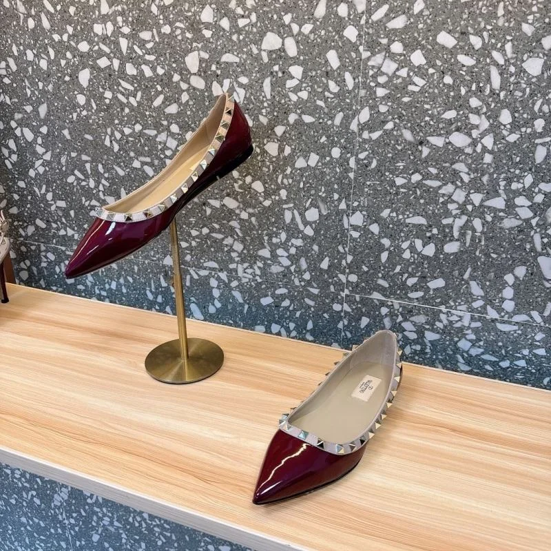 Sophisticated Valentino Flat Shoes 36229