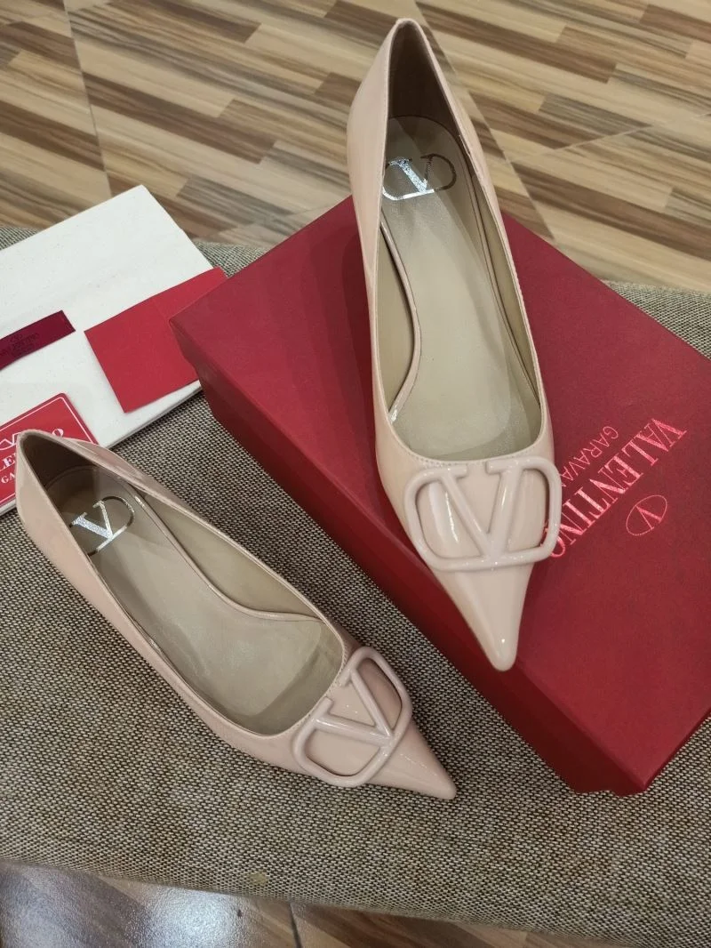Valentino Heeled Shoes Stylish 36765