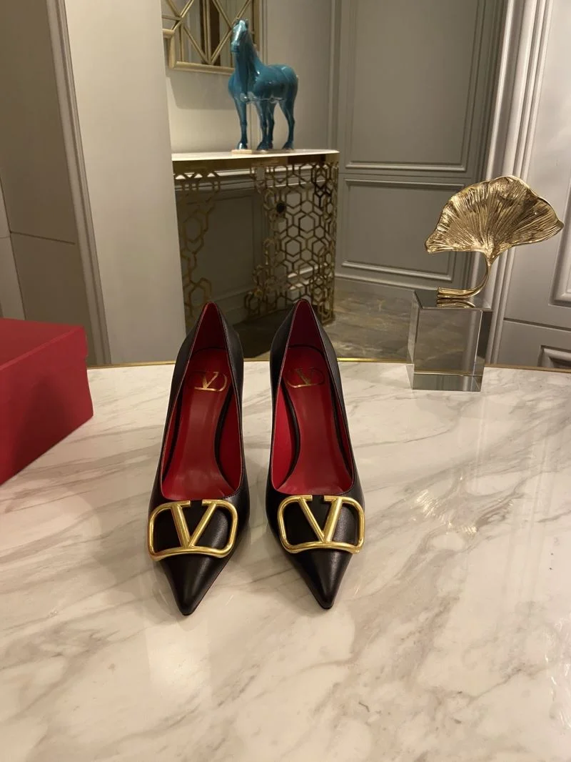 Versatile Valentino Heeled Shoes 36779