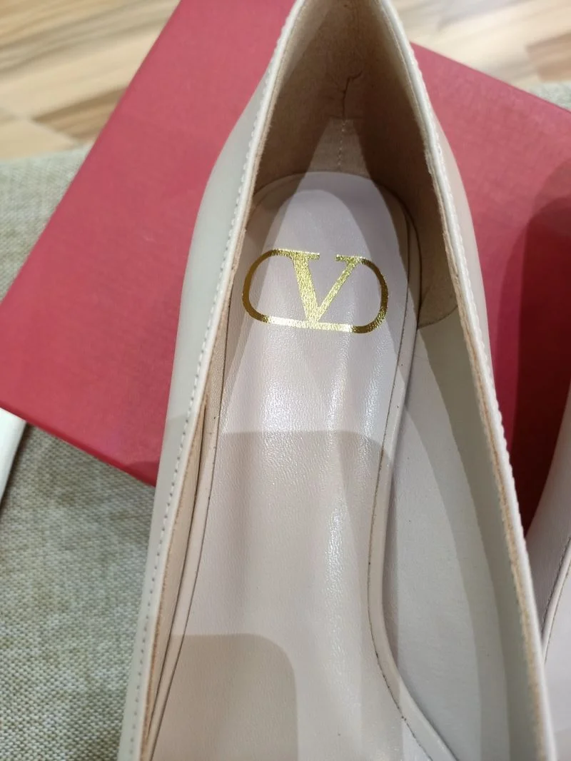 Vibrant Valentino Heeled Shoes 36778