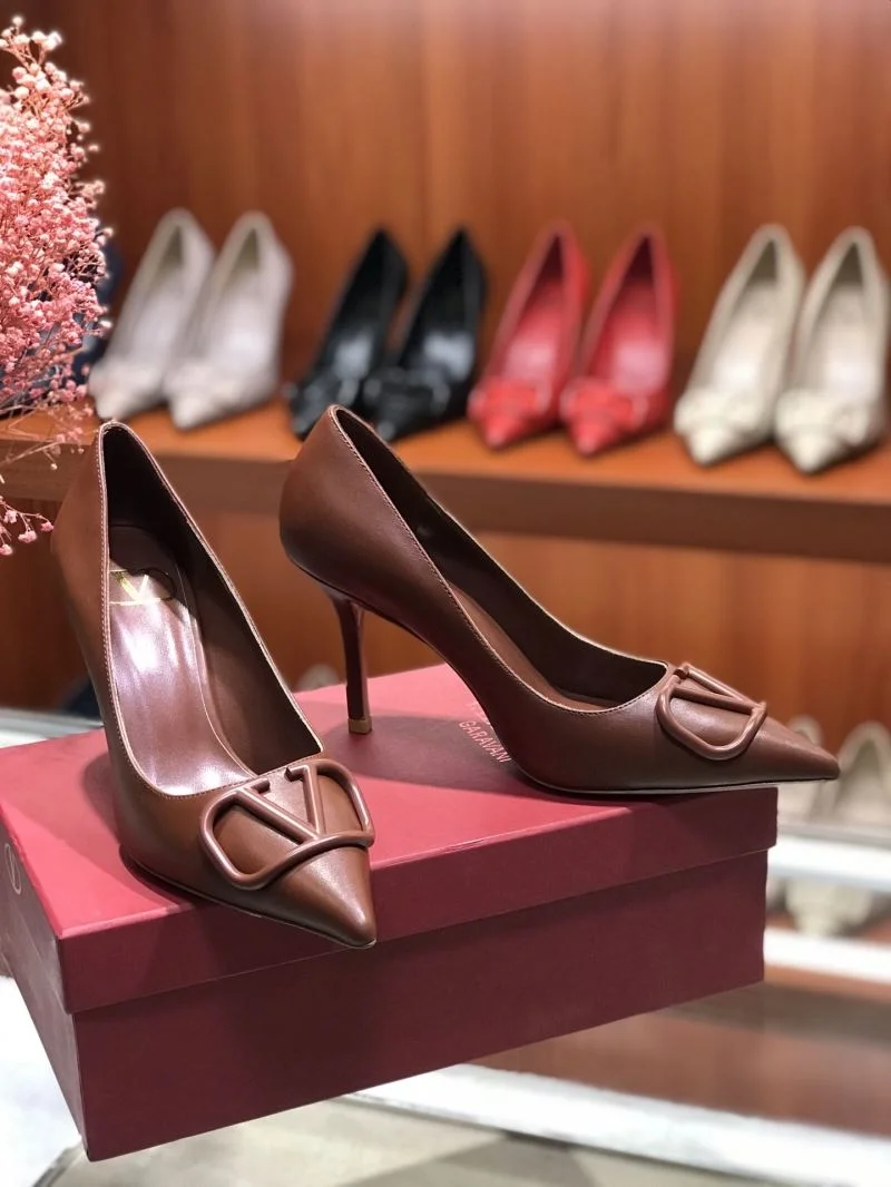 UrbanChic Valentino Heeled Shoes 36770