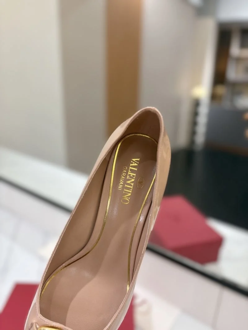 Valentino Heeled Shoes Vibrant 36752