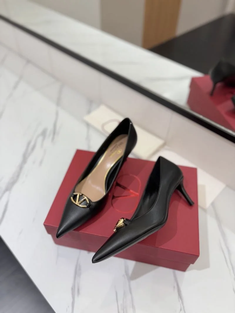 Lightweight Valentino Heeled Shoes 36754