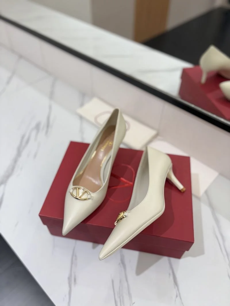RelaxedFit Valentino Heeled Shoes 36740