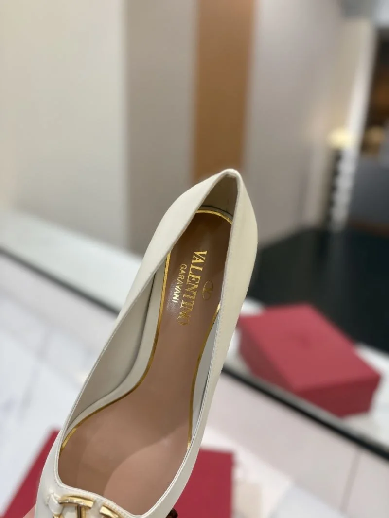 RelaxedFit Valentino Heeled Shoes 36740