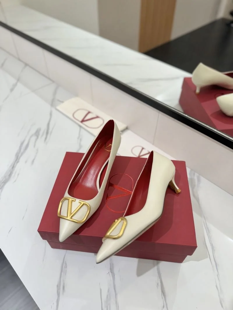 Valentino Heeled Shoes Sporty 36748