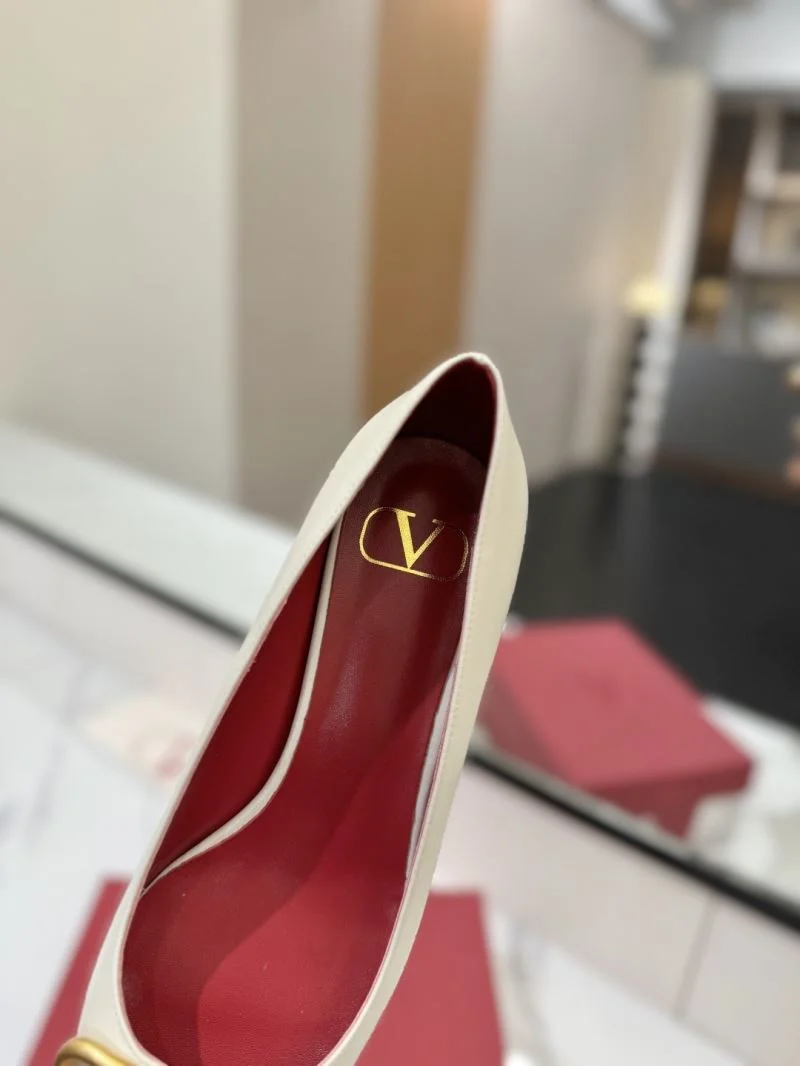 Valentino Heeled Shoes Sporty 36748