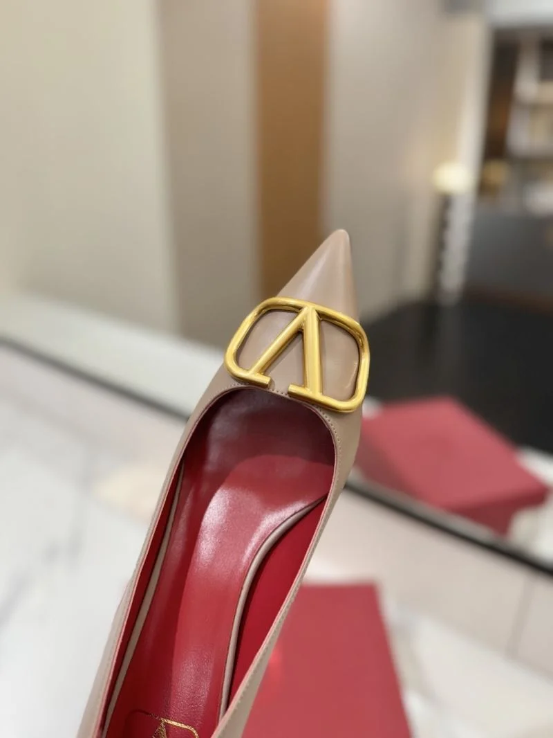 Valentino Heeled Shoes Trendy 36735