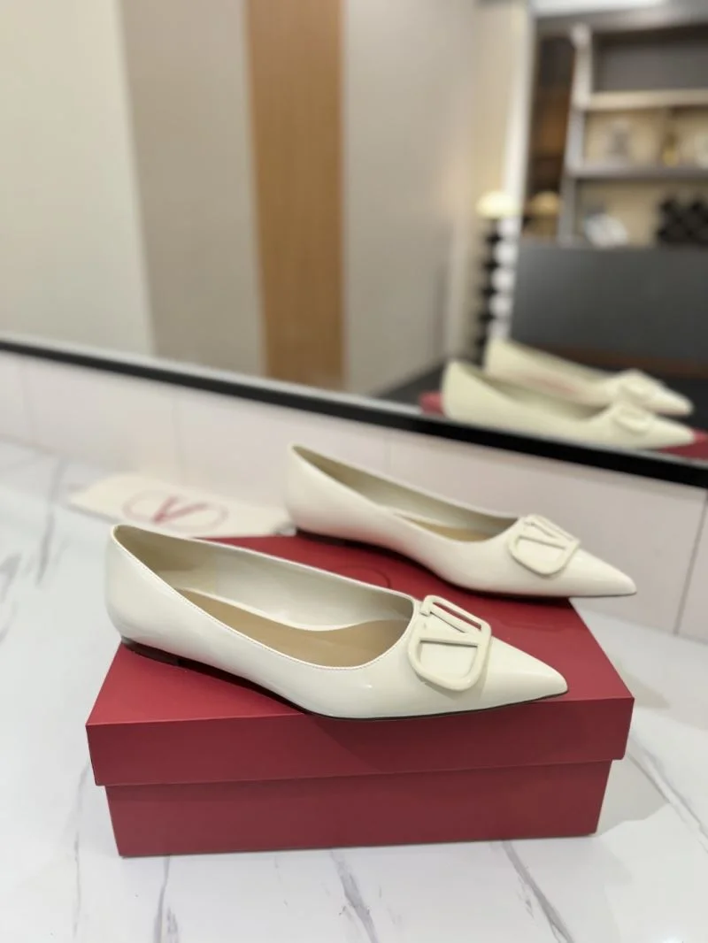 Tailored Valentino Heeled Shoes 36729