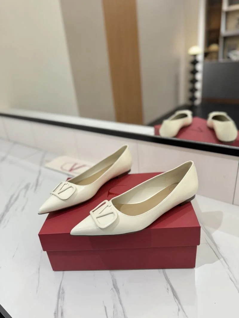 Tailored Valentino Heeled Shoes 36729