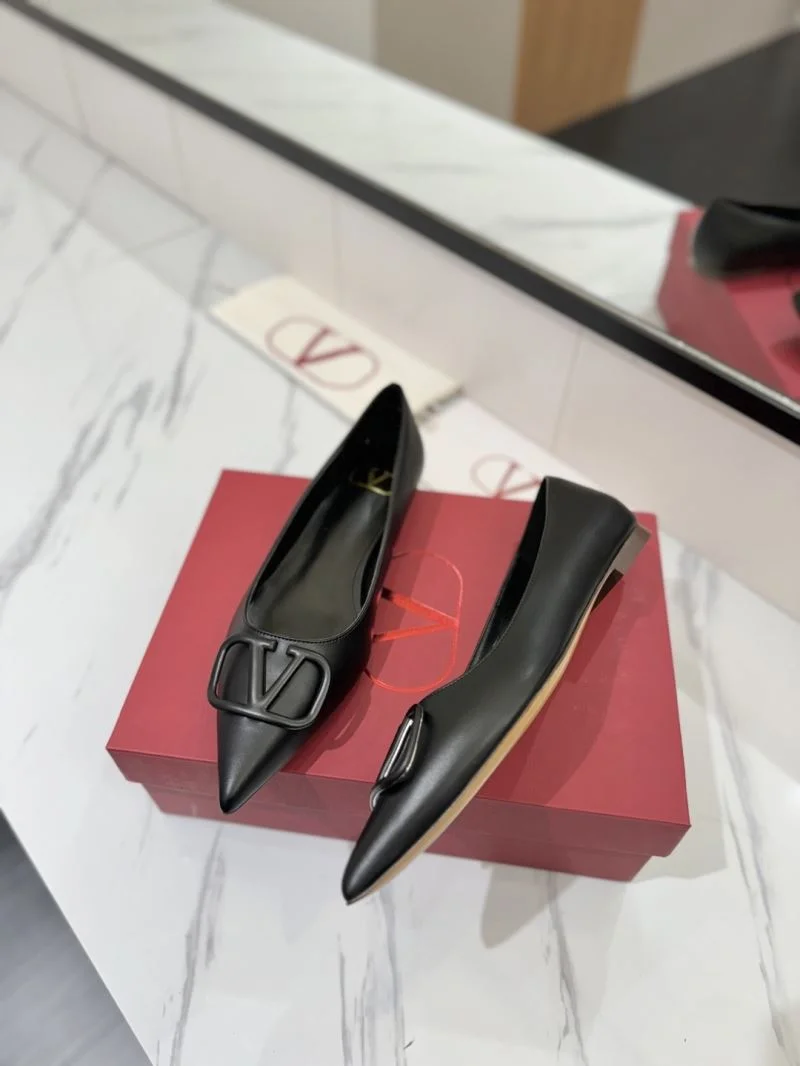 Practical Valentino Heeled Shoes 36732
