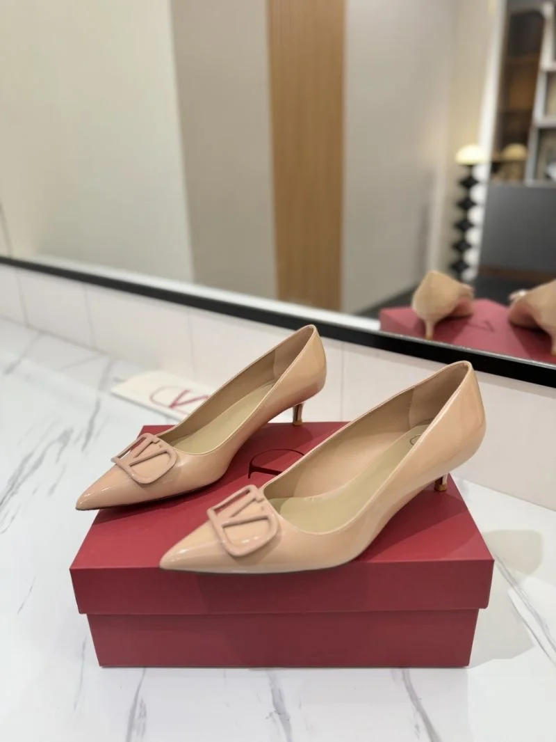 Bold Valentino Heeled Shoes 36744
