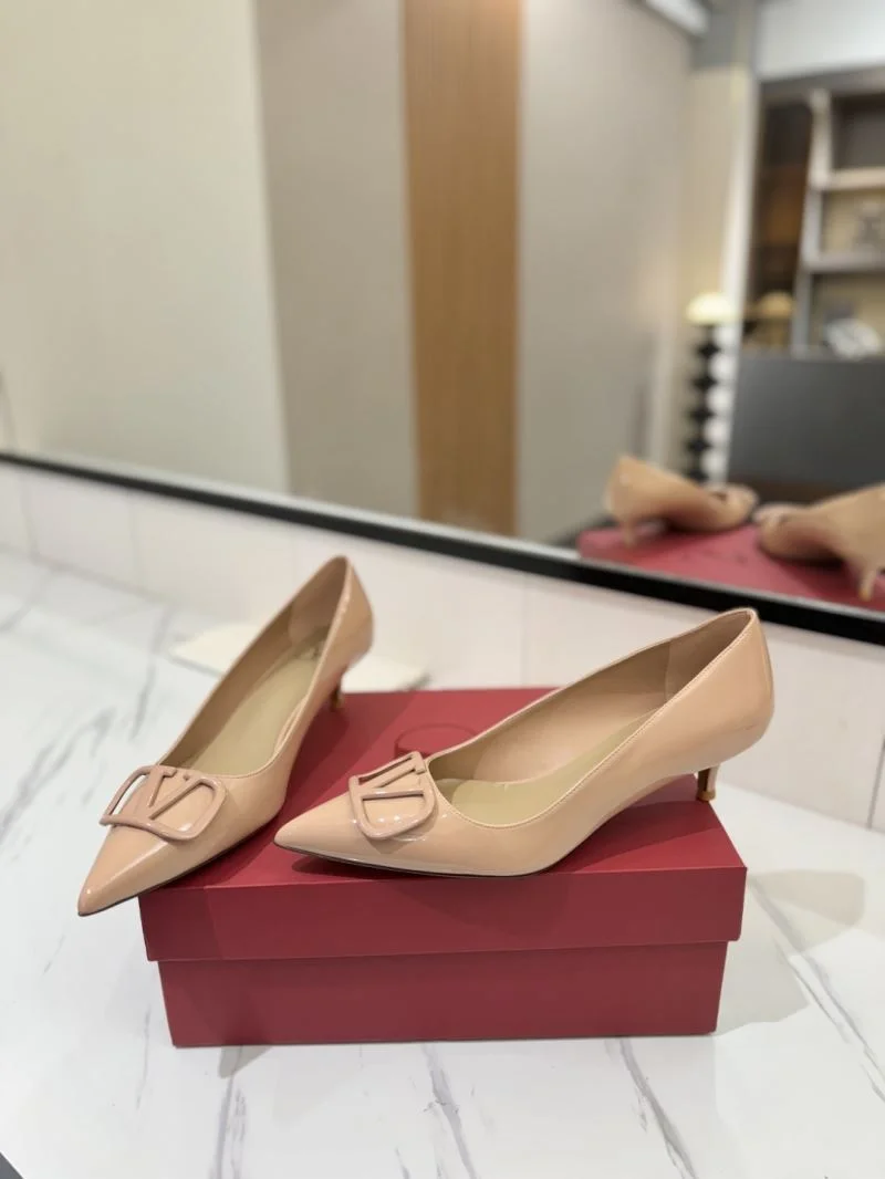 Bold Valentino Heeled Shoes 36744