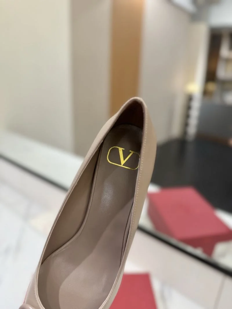 Packable Valentino Heeled Shoes 36719