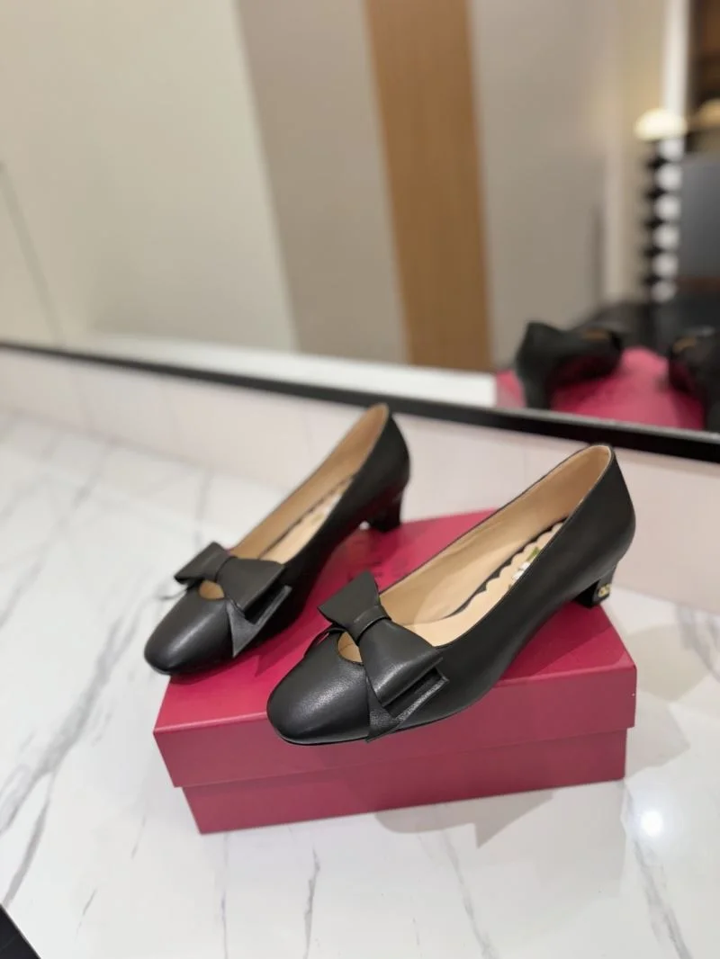 ComfortFit Valentino Heeled Shoes 36717