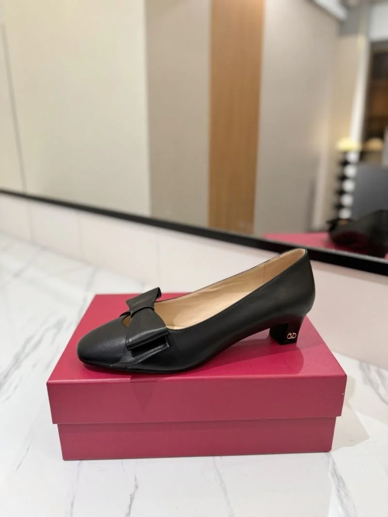 ComfortFit Valentino Heeled Shoes 36717