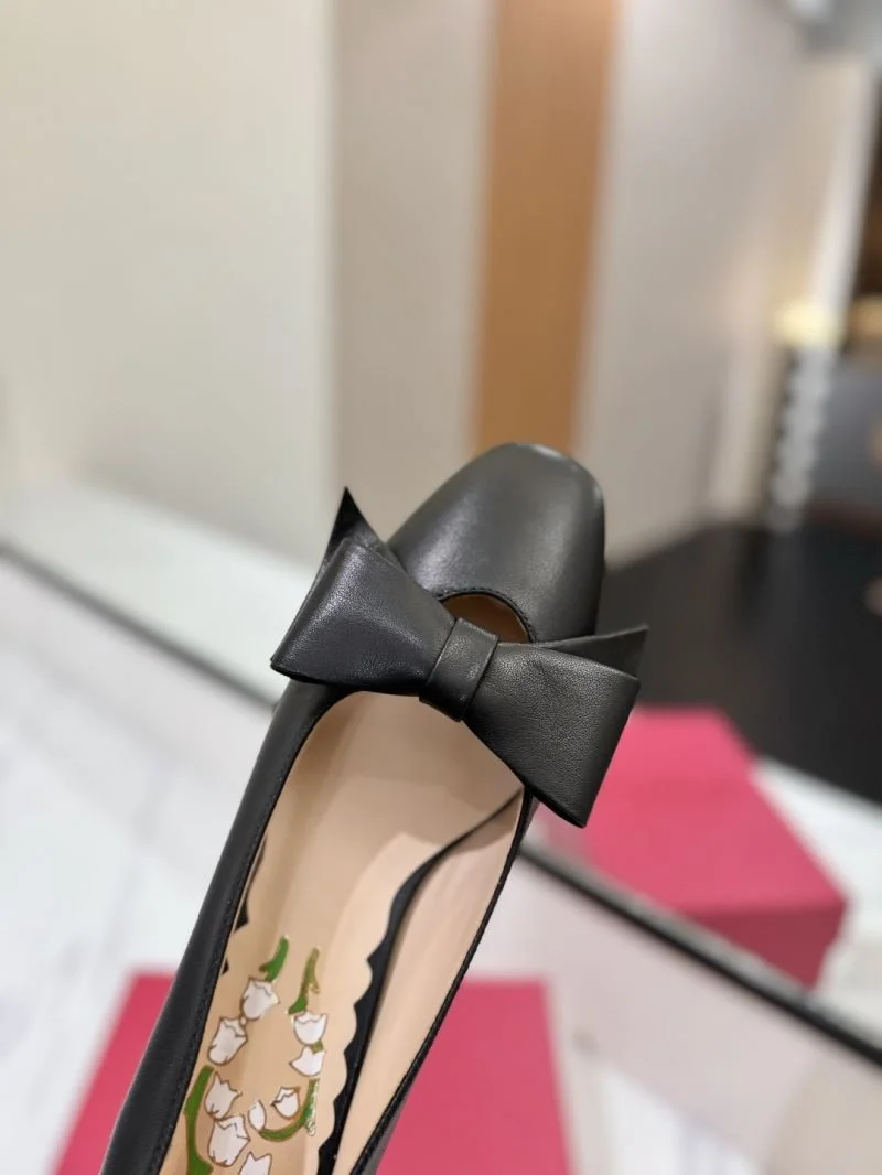 ComfortFit Valentino Heeled Shoes 36717