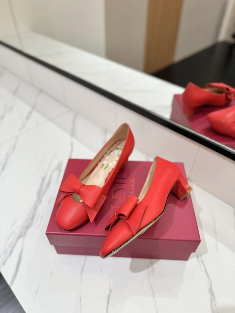 Valentino Heeled Shoes Lightweight 36710
