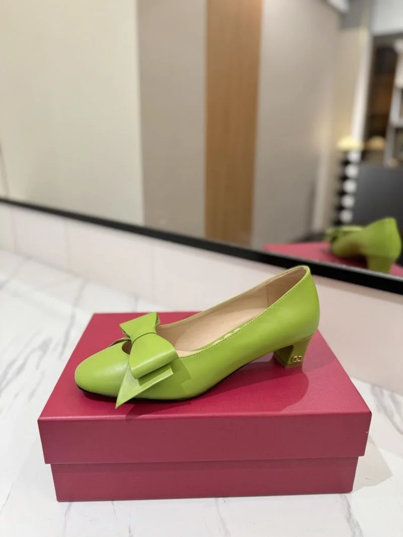 Valentino Heeled Shoes Durable 36701