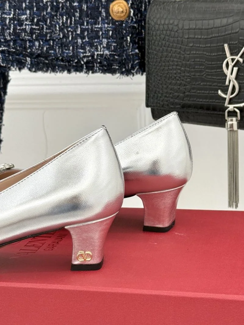 FlexibleFit Valentino Heeled Shoes 36468