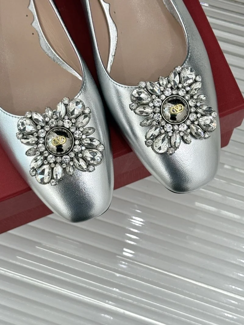 FlexibleFit Valentino Heeled Shoes 36468