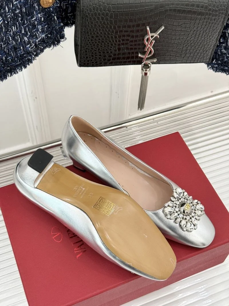 FlexibleFit Valentino Heeled Shoes 36468