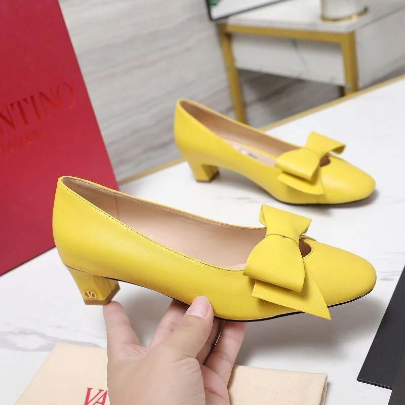Youthful Valentino Heeled Shoes 37120