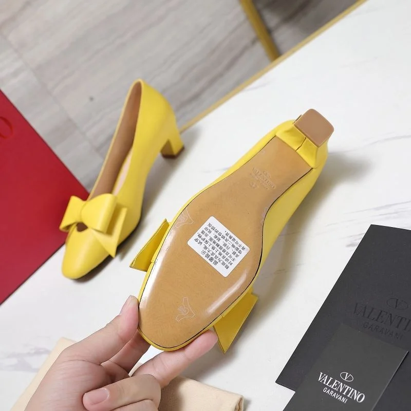 Youthful Valentino Heeled Shoes 37120