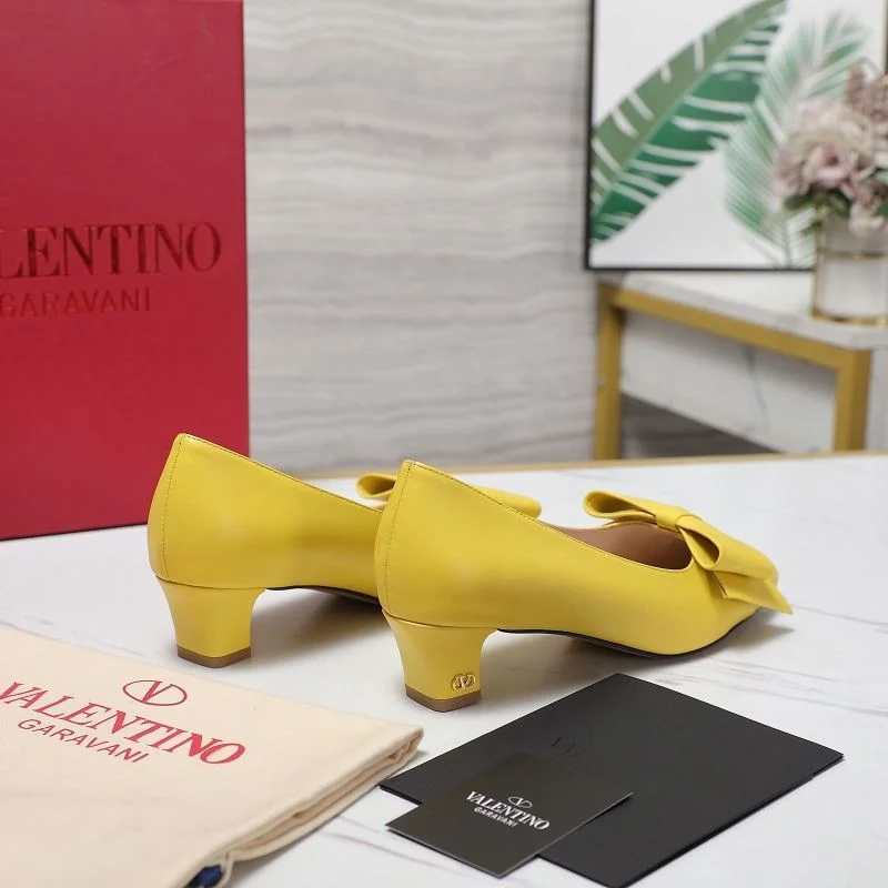 Youthful Valentino Heeled Shoes 37120