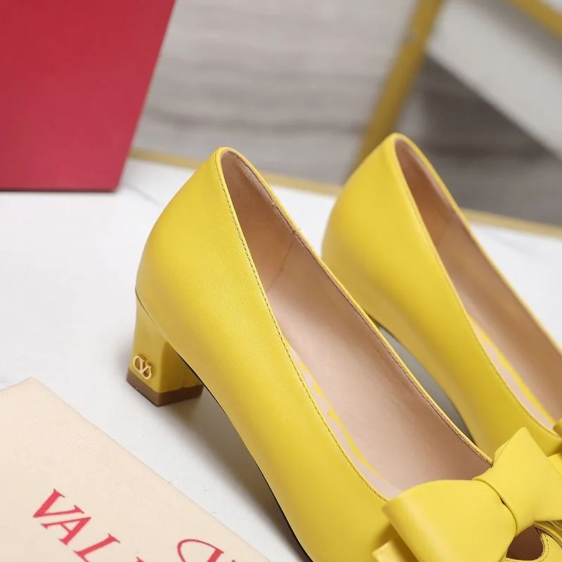 Youthful Valentino Heeled Shoes 37120