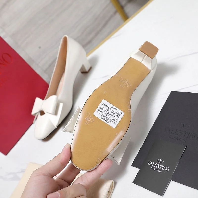 Breathable Valentino Heeled Shoes 37133