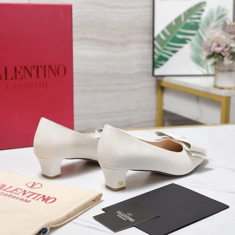 Breathable Valentino Heeled Shoes 37133