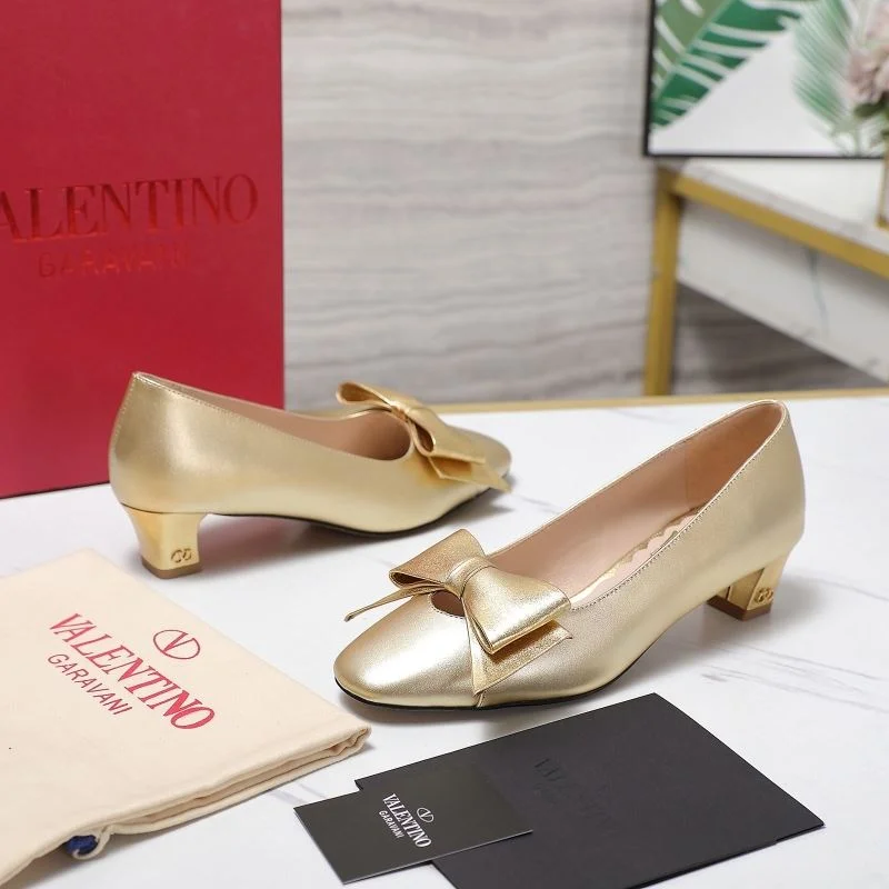 Valentino Heeled Shoes FlexibleFit 37135