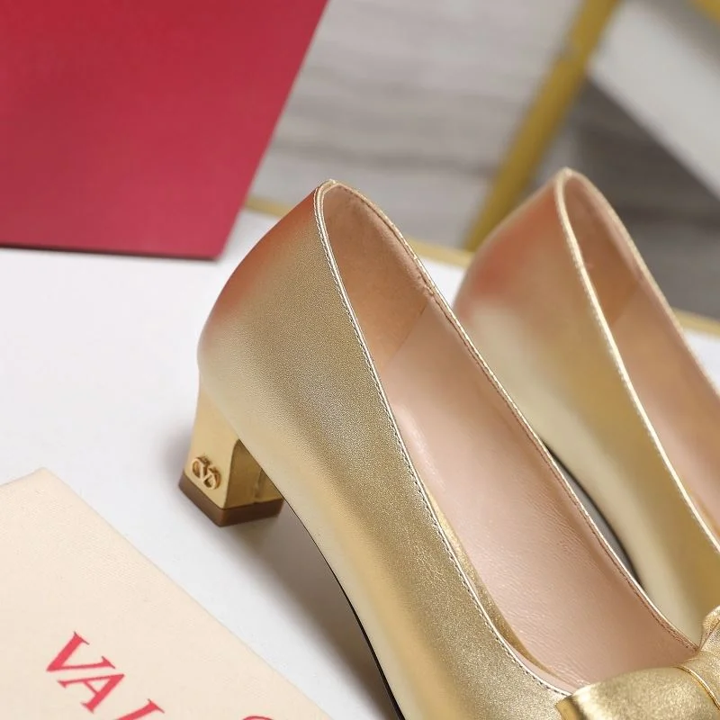 Valentino Heeled Shoes FlexibleFit 37135