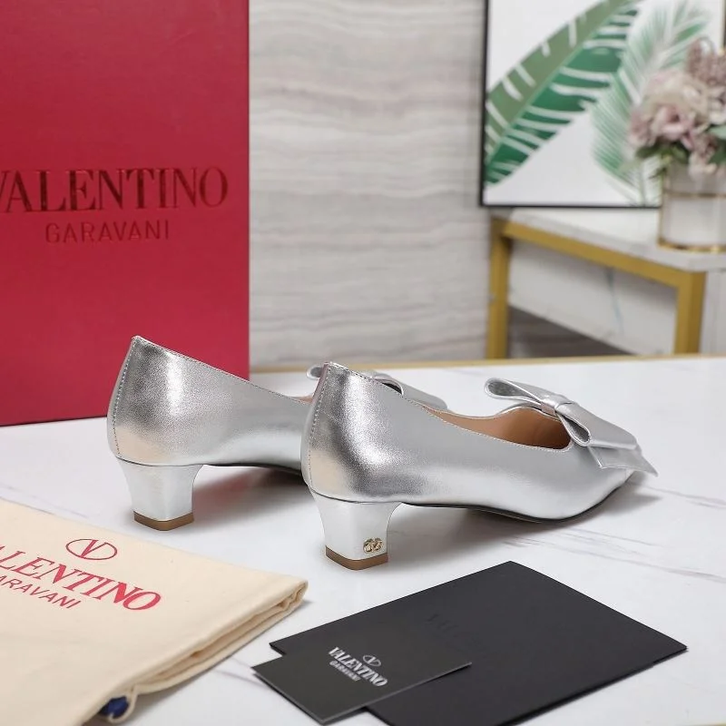 Valentino Heeled Shoes TimelessDesign 37137